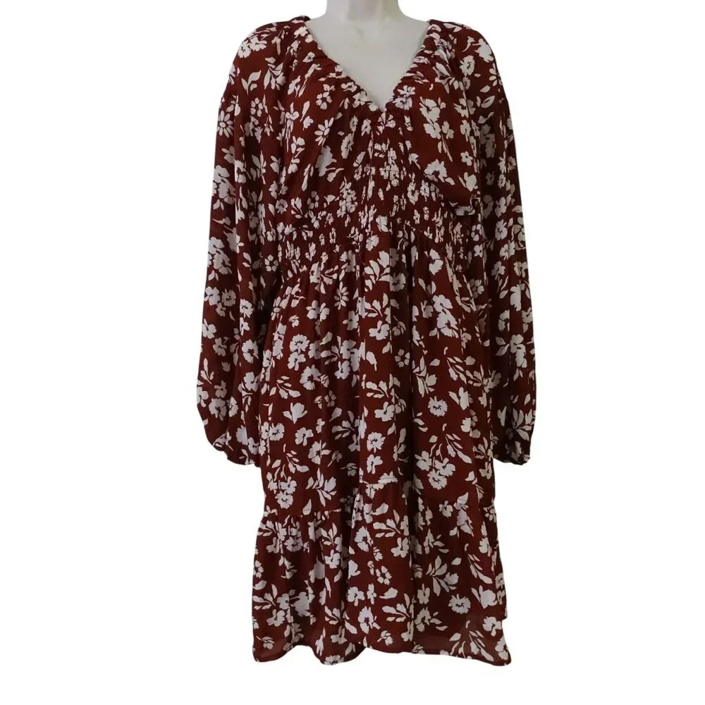 Dokotoo Women Red Floral Dress Size M Long Sleeve Low V-Neck Smocked Waist - Picture 1 of 13